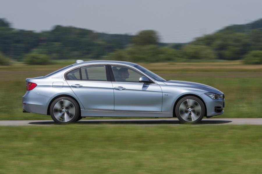  BMW ActiveHybrid 3 2012 года  (фото 65 из 102)